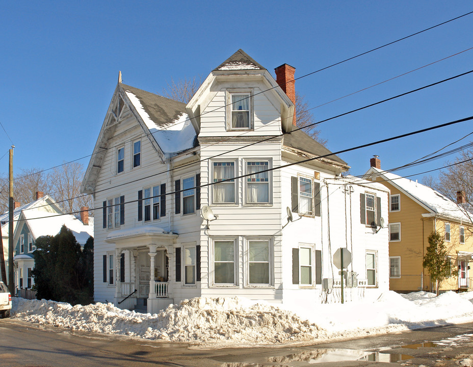 846 State St in Portsmouth, NH - Building Photo