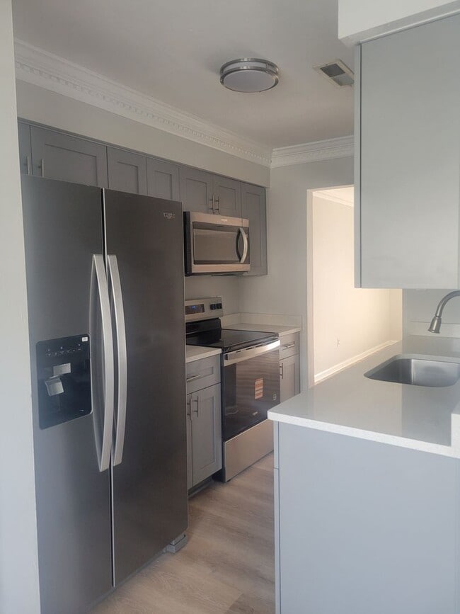 4629 Merrimac Ln in Virginia Beach, VA - Building Photo - Building Photo