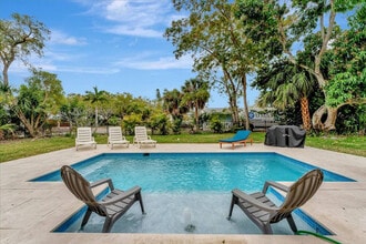 612 Montezuma Dr in Bradenton, FL - Building Photo - Building Photo