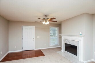 3300 Westview Cove in Powder Springs, GA - Building Photo - Building Photo