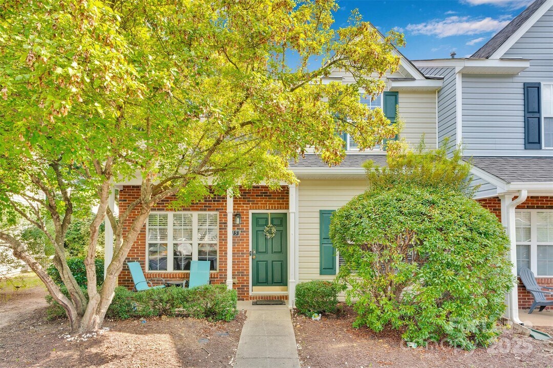 315 Deep Water Ln in Fort Mill, SC - Building Photo
