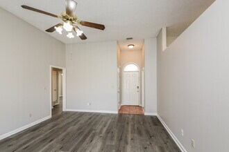 7234 Fox Creek Dr in Olive Branch, MS - Foto de edificio - Building Photo