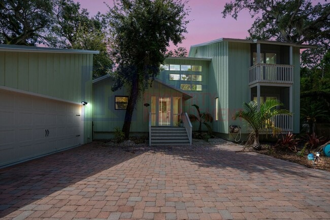 property at 5310 Hidden Harbor Rd