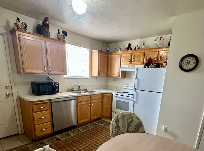 property at 647 N 400 W