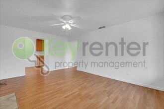 4837 Jela Way in North Highlands, CA - Building Photo - Building Photo