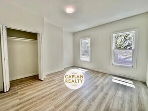 121 Spring St, Unit 1 in New Haven, CT - Building Photo - Building Photo