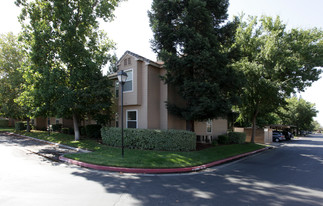 Sierra Ridge in Clovis, California. The pe... Apartments