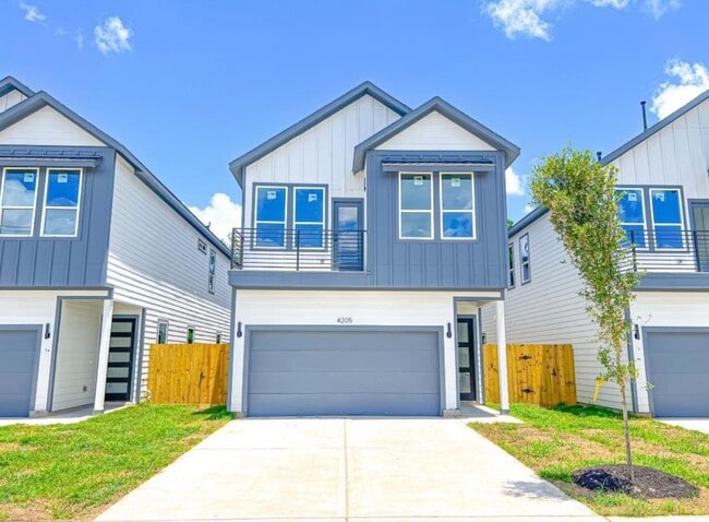 property at 4205 Stassen St