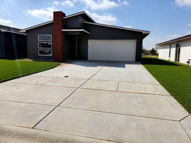 property at 9619 E Annabelle Cir