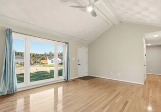 10413 Gisela Ct in Louisville, KY - Building Photo - Building Photo