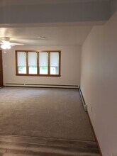 1021 5th Ave SW in Jamestown, ND - Building Photo - Building Photo