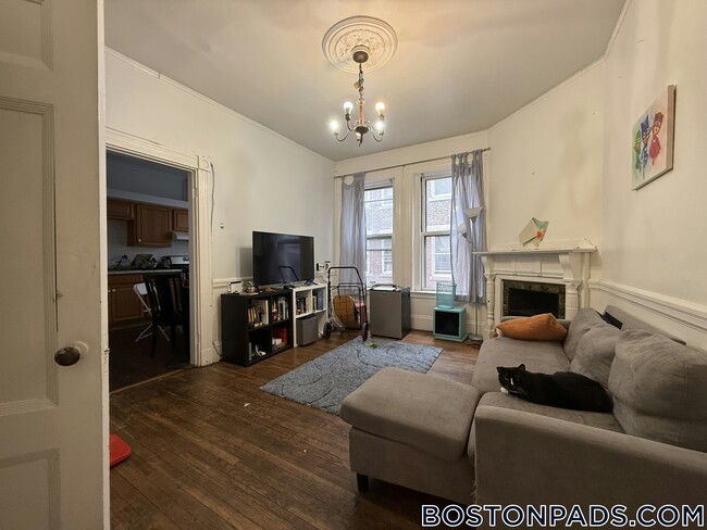 73 Westland Ave, Unit 2