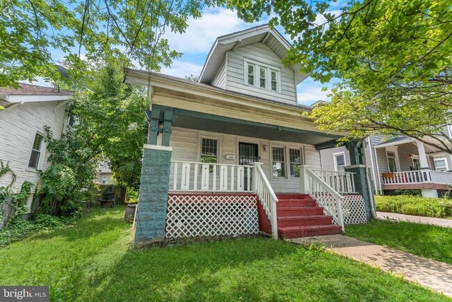 property at 3006 South Dakota Ave NE