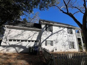 889 Crew St SW in Atlanta, GA - Building Photo - Building Photo