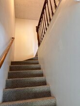 41 Burlington Ct in Hamburg, NJ - Building Photo - Building Photo