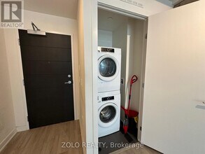 212 King William St in Hamilton, ON - Building Photo - Building Photo