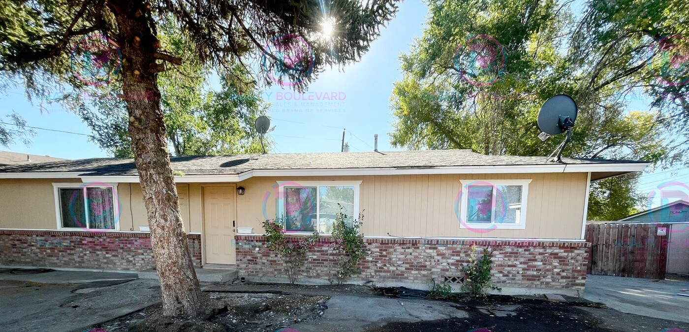 3572 Neil Rd in Reno, NV - Foto de edificio
