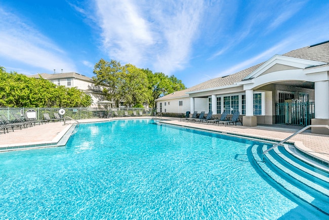 Wellington Apartments in Clearwater, FL - Foto de edificio - Building Photo