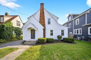 363 Hickok Ave in Syracuse, NY - Building Photo