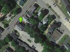 Carroll Court in Pittsfield, NH - Building Photo