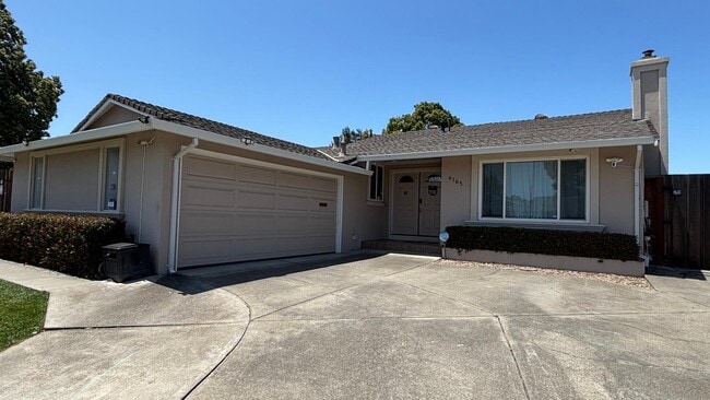 property at 4165 Sabio Ct
