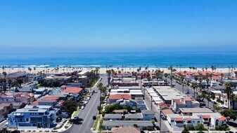 323 13th St in Huntington Beach, CA - Building Photo