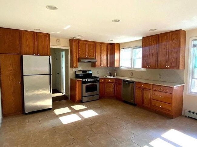 property at 18 Temple St