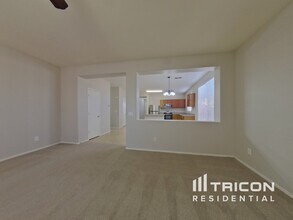 3327 W St Kateri Dr in Phoenix, AZ - Building Photo - Building Photo