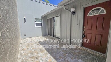 6576 Sweetbriar Ln in Lakeland, FL - Building Photo - Building Photo