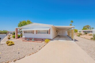 10675 N Kilimanjaro Ave in Tucson, AZ - Building Photo - Building Photo