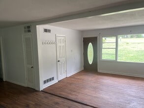 683 Rothell Rd in Toccoa, GA - Building Photo - Building Photo