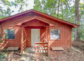 1552 Kay Ave in Tallahassee, FL - Building Photo