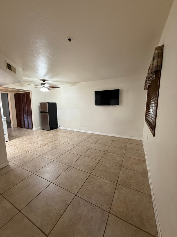 12221 W Bell Rd in Surprise, AZ - Building Photo - Building Photo