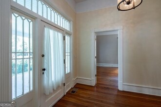 765 Woodland Ave SE in Atlanta, GA - Building Photo - Building Photo