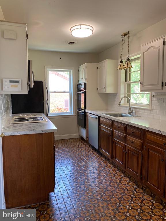 609 29th St S in Arlington, VA - Building Photo - Building Photo