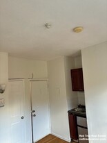 49 S Huntington Ave in Boston, MA - Building Photo