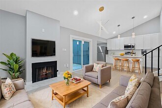1508 Rockdale Cir in Austin, TX - Building Photo - Building Photo
