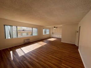 Lyndon Capri in South Pasadena, CA - Building Photo - Building Photo