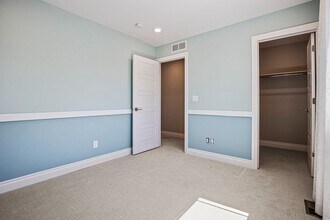11930 Norfolk Ct in Commerce City, CO - Building Photo - Building Photo