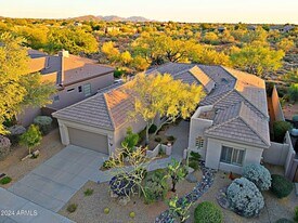6135 E Evening Glow Dr in Scottsdale, AZ - Building Photo