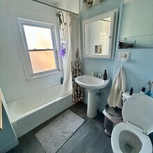 8 Selkirk Rd, Unit 8 in Boston, MA - Building Photo - Building Photo