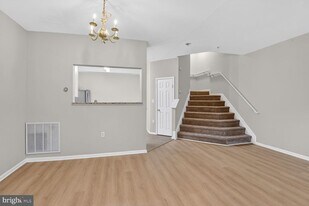 1908 Gardenia Ct in Odenton, MD - Building Photo