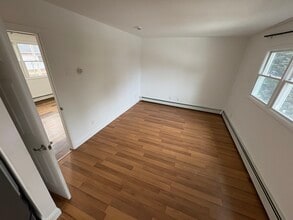 305 Smithtown Blvd, Unit 4 in Nesconset, NY - Building Photo - Building Photo