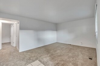 2107 E 3300 S in Salt Lake City, UT - Building Photo - Building Photo