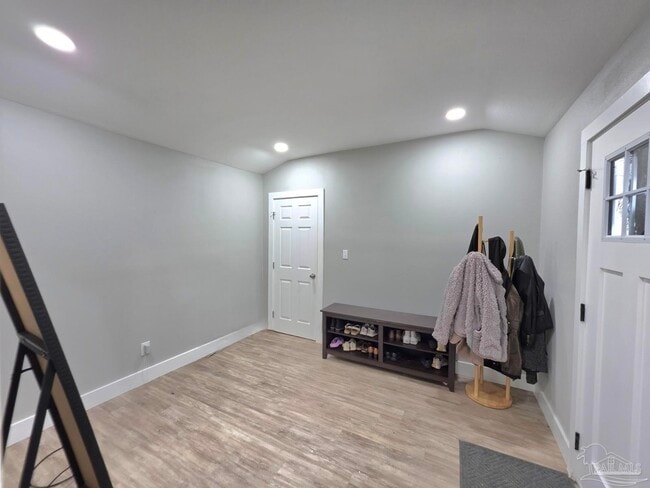 18 Milton Rd in Pensacola, FL - Building Photo - Building Photo