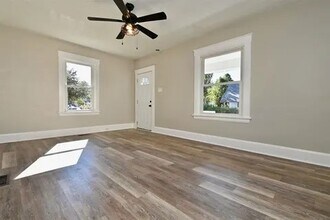 1808 Oakland Ave in Covington, KY - Building Photo - Building Photo