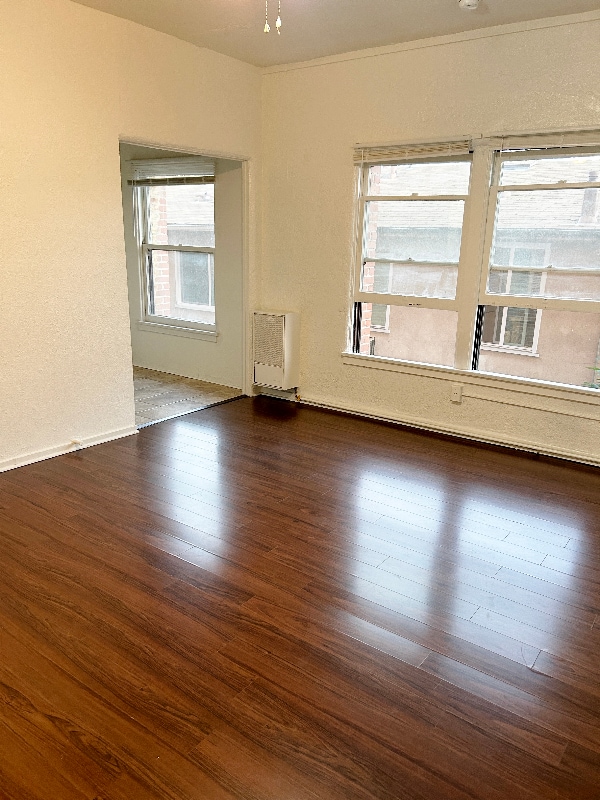 1845 N Gramercy Pl in Los Angeles, CA - Building Photo - Building Photo