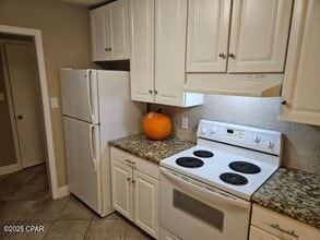 3136 Lawton Ct in Panama City, FL - Building Photo - Building Photo