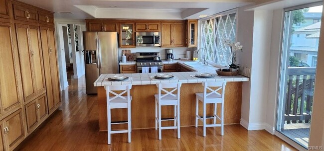 23650 Clover Trail in Calabasas, CA - Building Photo - Building Photo