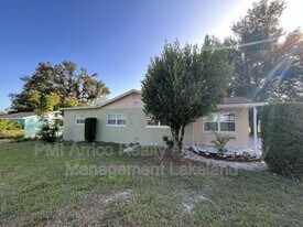 1717 Bush Ave in Lakeland, FL - Building Photo